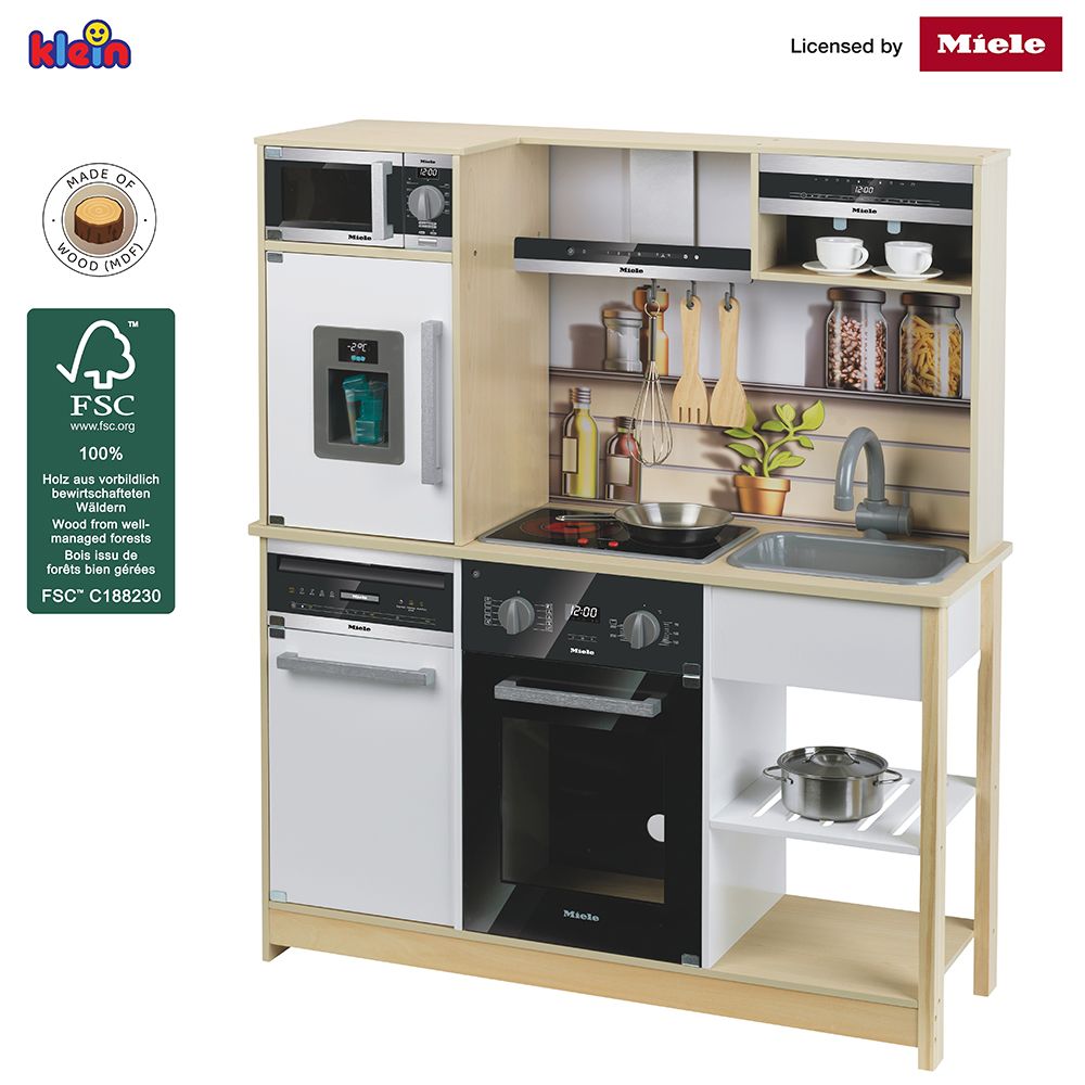 Детска дървена кухня Miele "Family"