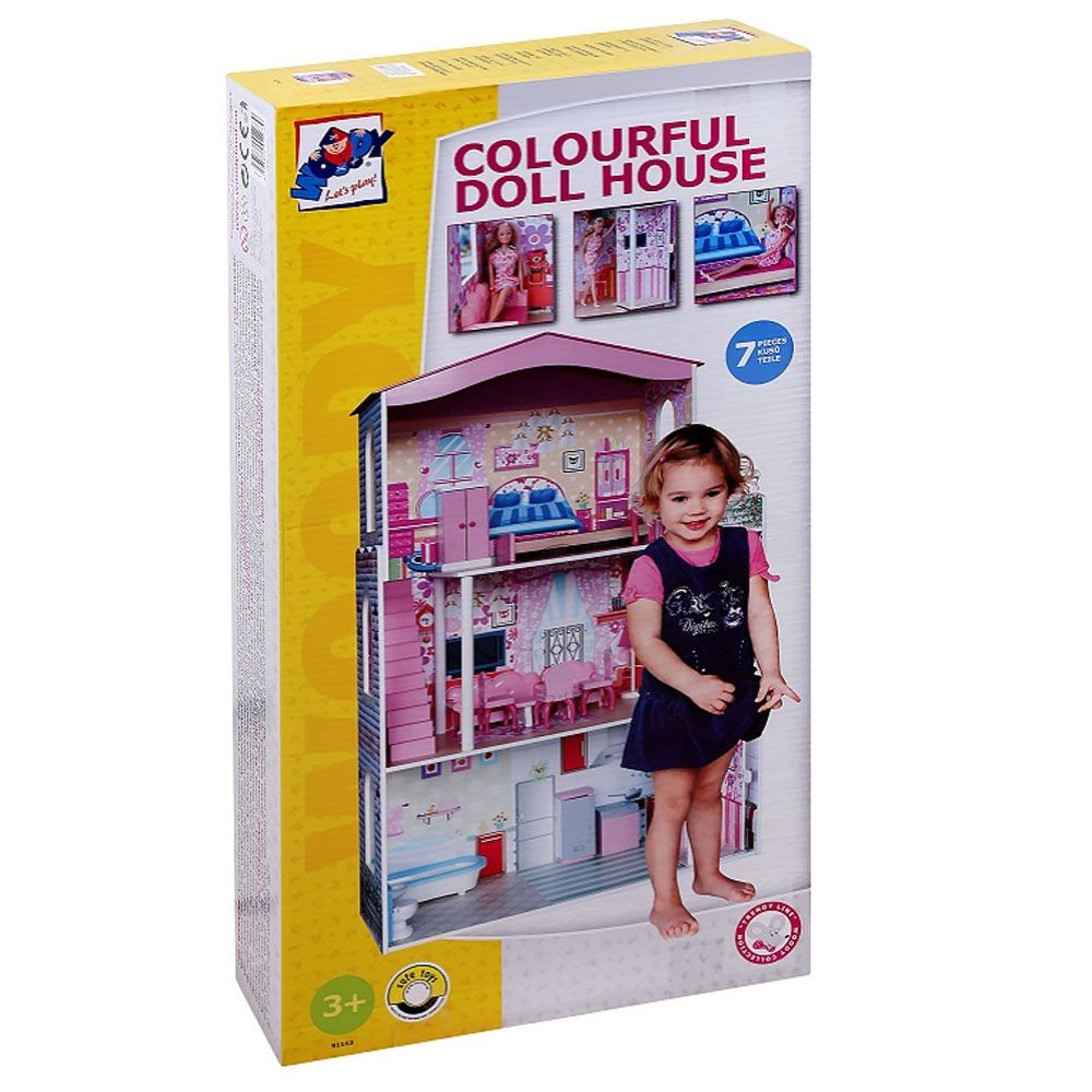 Дървена къща за кукли с обзавеждане и асансьор