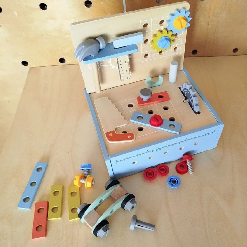 Дървена настолна детска работилница