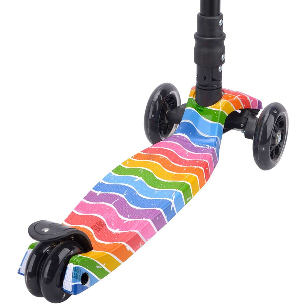 Голям скутер с три колела, Astro Dreams