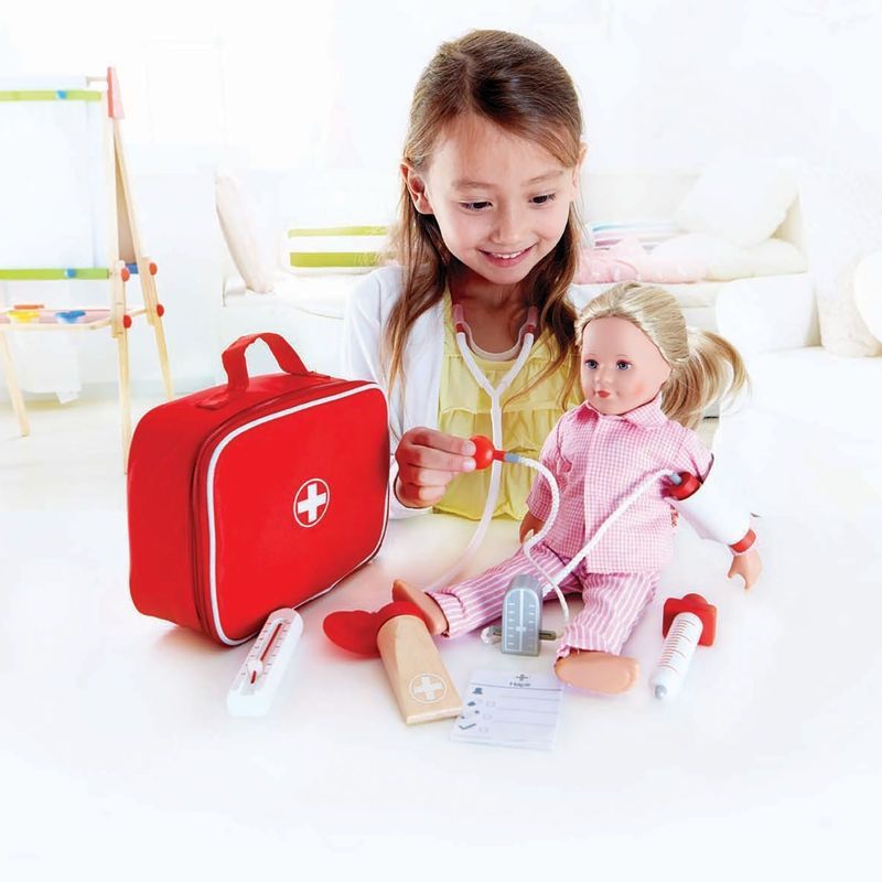 Докторски комплект в чанта