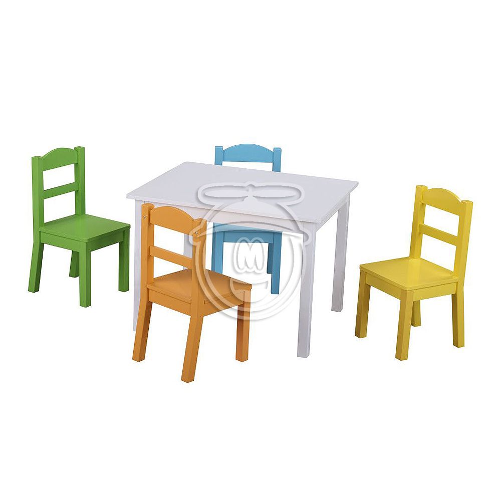 Детска дървена маса с 4 стола