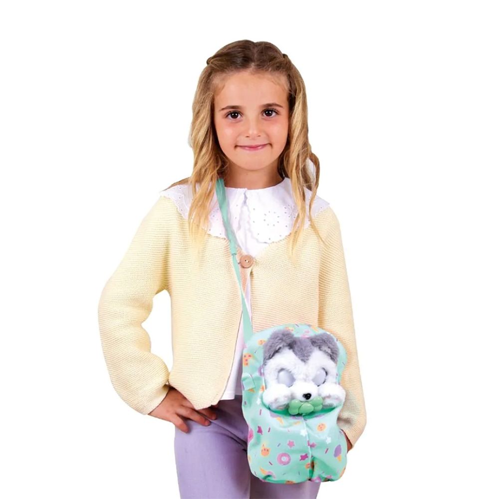 Интерактивно бебе куче, Baby Paws